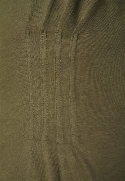 Anna Field Camiseta Básica - Khaki 15 Anna Field Camiseta Básica - Khaki -Anna Field 09191cf43b5a4dbabe5e668895fb159c