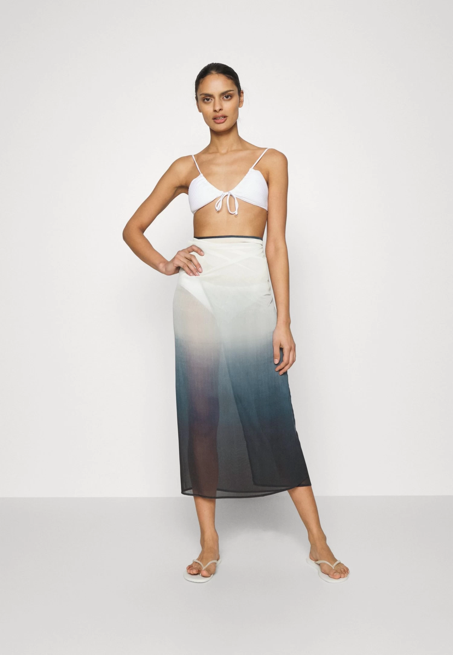 Anna Field Complementos De Playa - Grey 4 Anna Field Complementos De Playa - Grey - Imagen 2