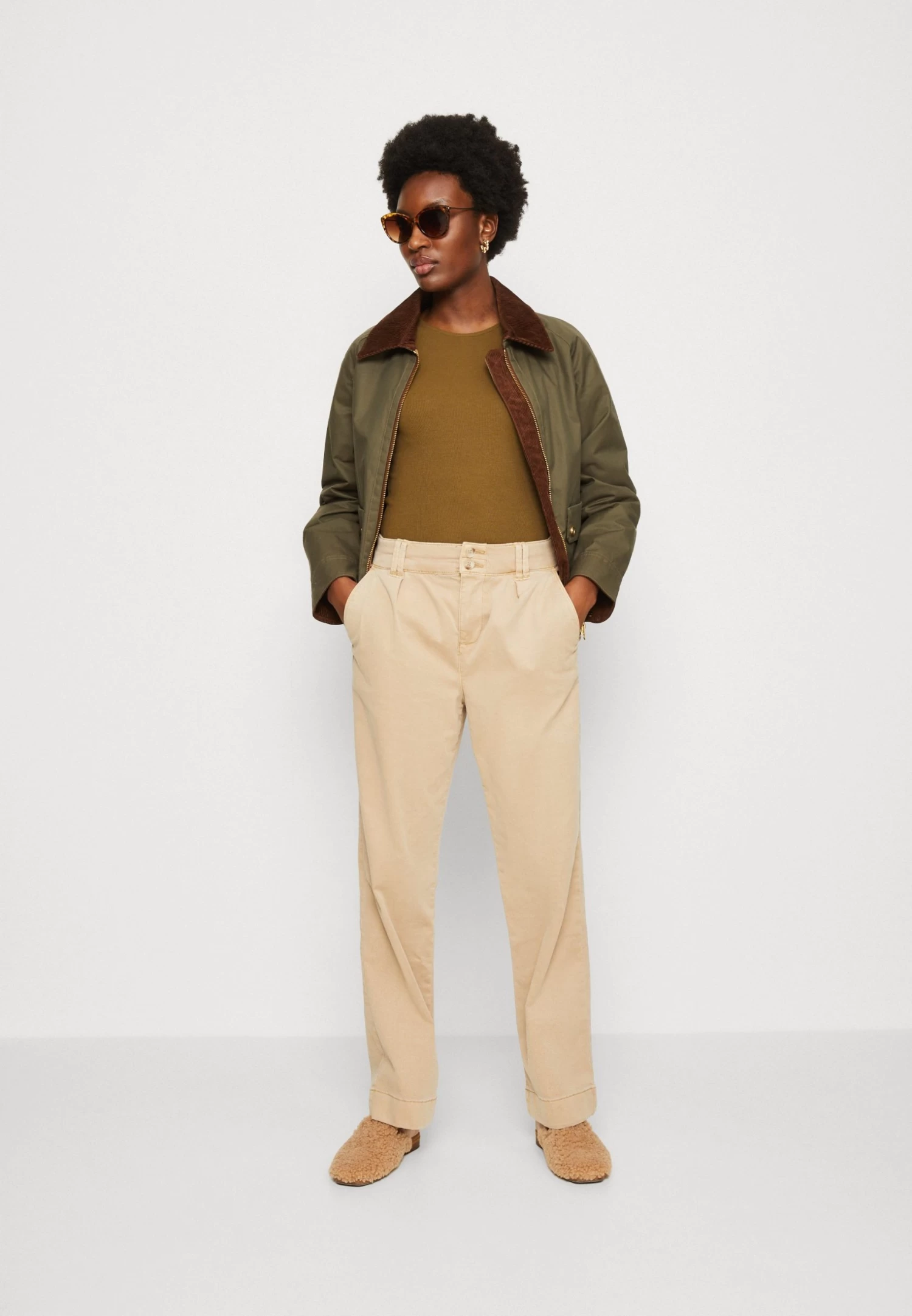 Anna Field Camiseta Estampada - Khaki 4 Anna Field Camiseta Estampada - Khaki - Imagen 2