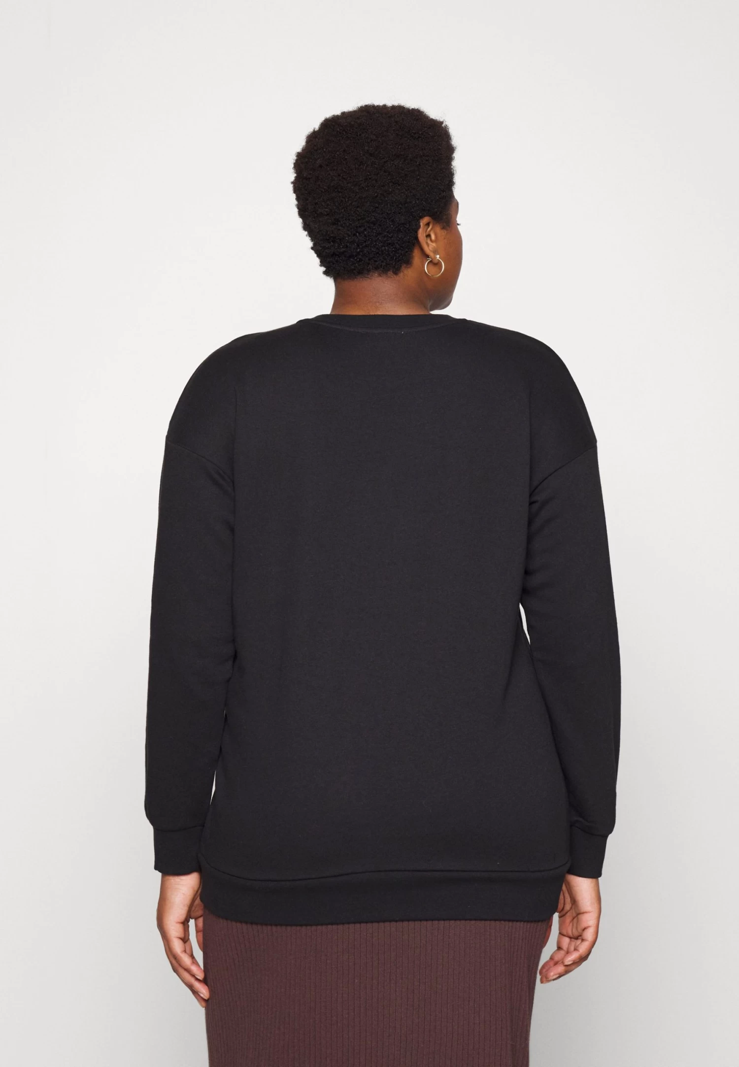 Cut Out Neck Fit - Sudadera -Black 5 Cut Out Neck Fit - Sudadera -Black - Imagen 3