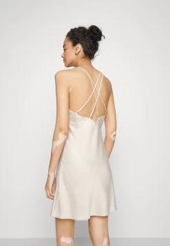 Anna Field Bridal Nightie / 003 - Off-White - Camisón - 003 - Off-White 10 Anna Field Bridal Nightie / 003 - Off-White - Camisón - 003 - Off-White -Anna Field 460fb469ea0a4822bdcc2fc1b01b7db8