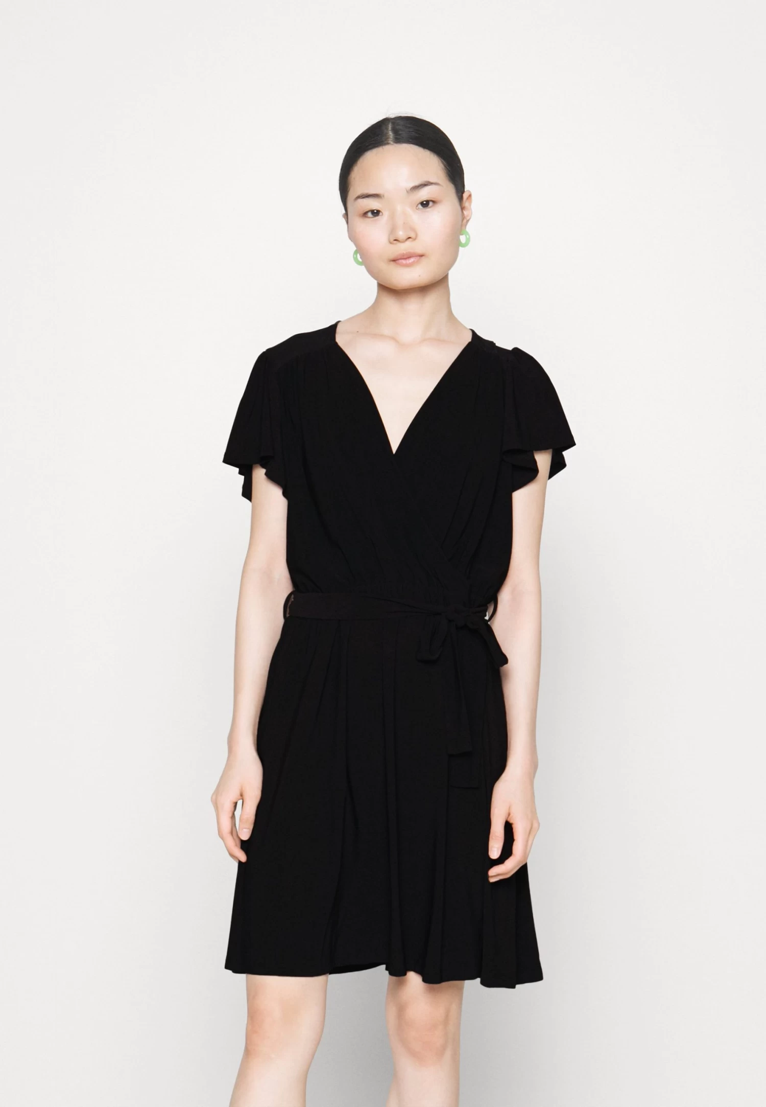 Frilled Cap Sleeves Flared Dress - Vestido Ligero - Black 3 Frilled Cap Sleeves Flared Dress - Vestido Ligero - Black