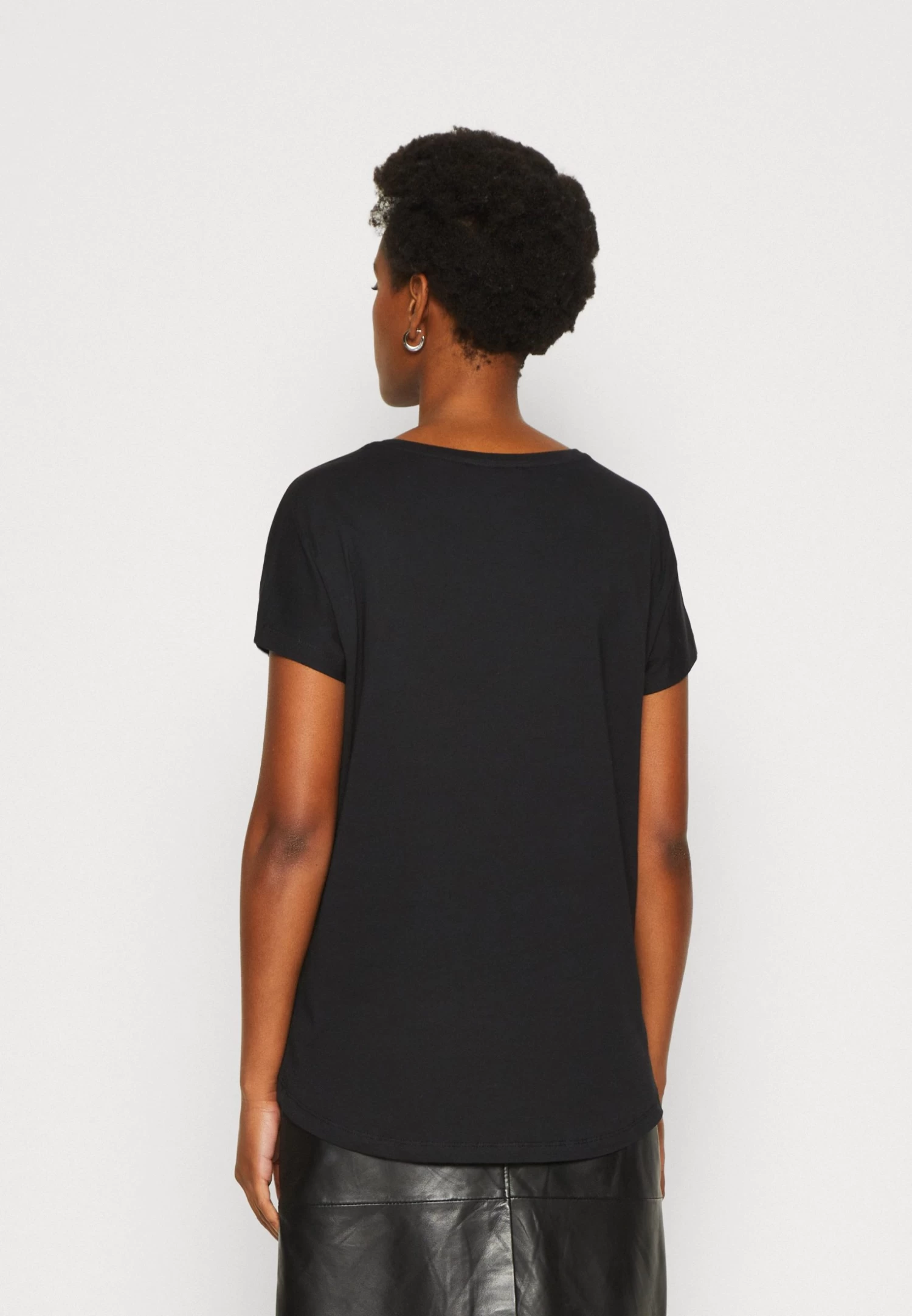 Anna Field Camiseta Estampada - Black 5 Anna Field Camiseta Estampada - Black - Imagen 3