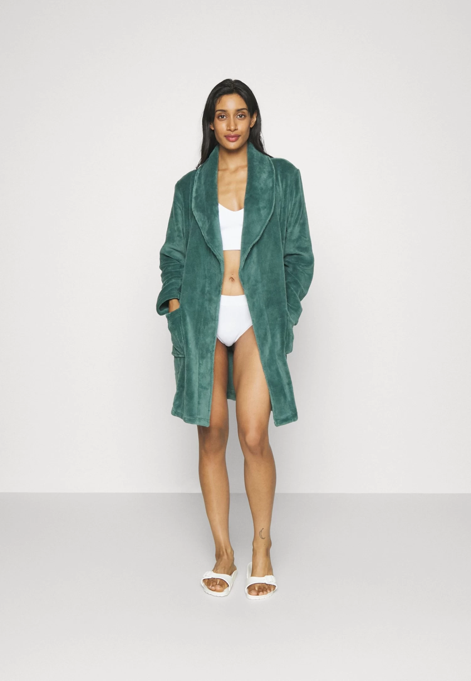 Anna Field Albornoz - Green 4 Anna Field Albornoz - Green - Imagen 2