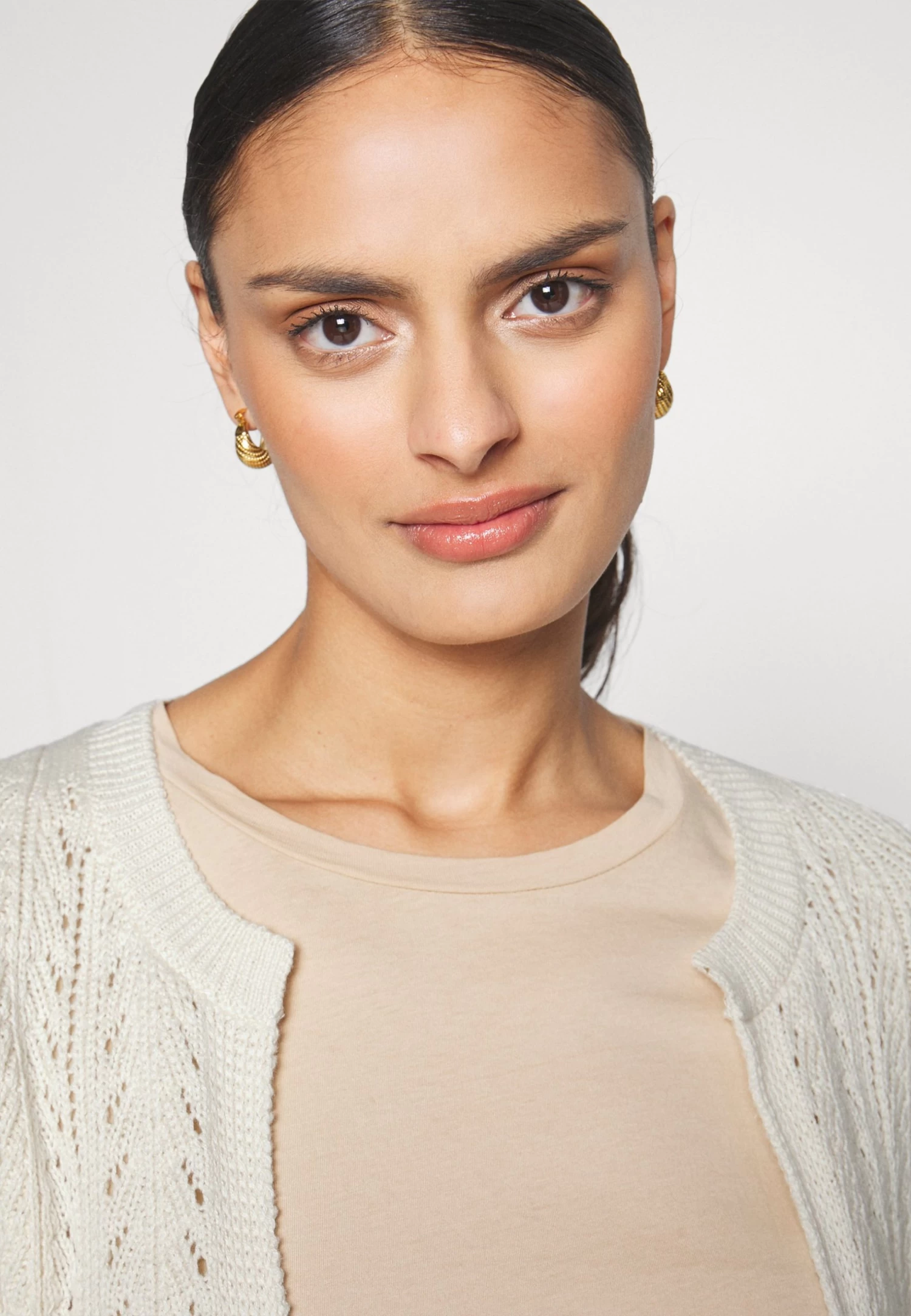 Anna Field Pointelle Bolero - Chaqueta De Punto -Offwhite 6 Anna Field Pointelle Bolero - Chaqueta De Punto -Offwhite - Imagen 4