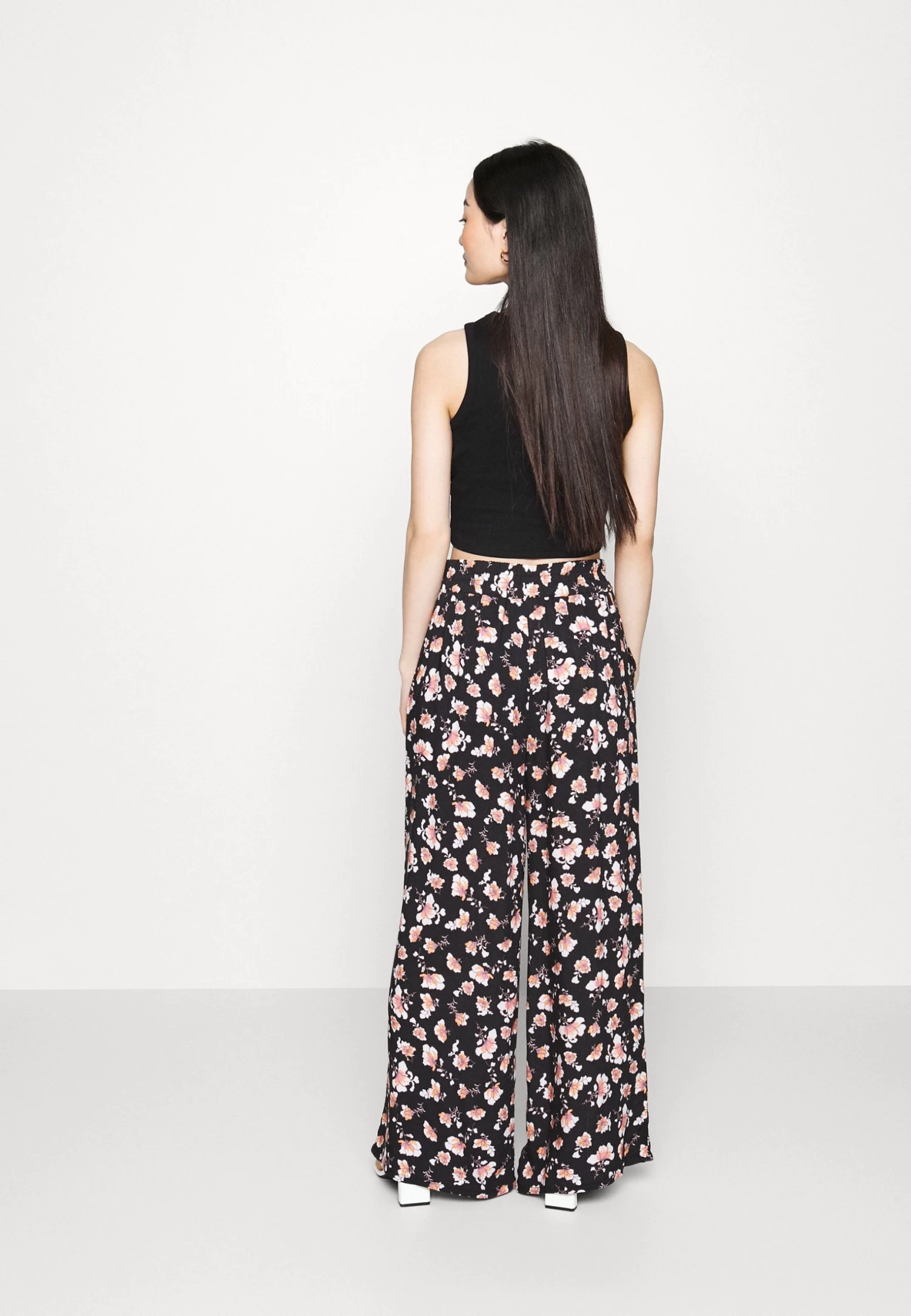 Summer Wide Legs- Pantalones - Black 5 Summer Wide Legs- Pantalones - Black - Imagen 3