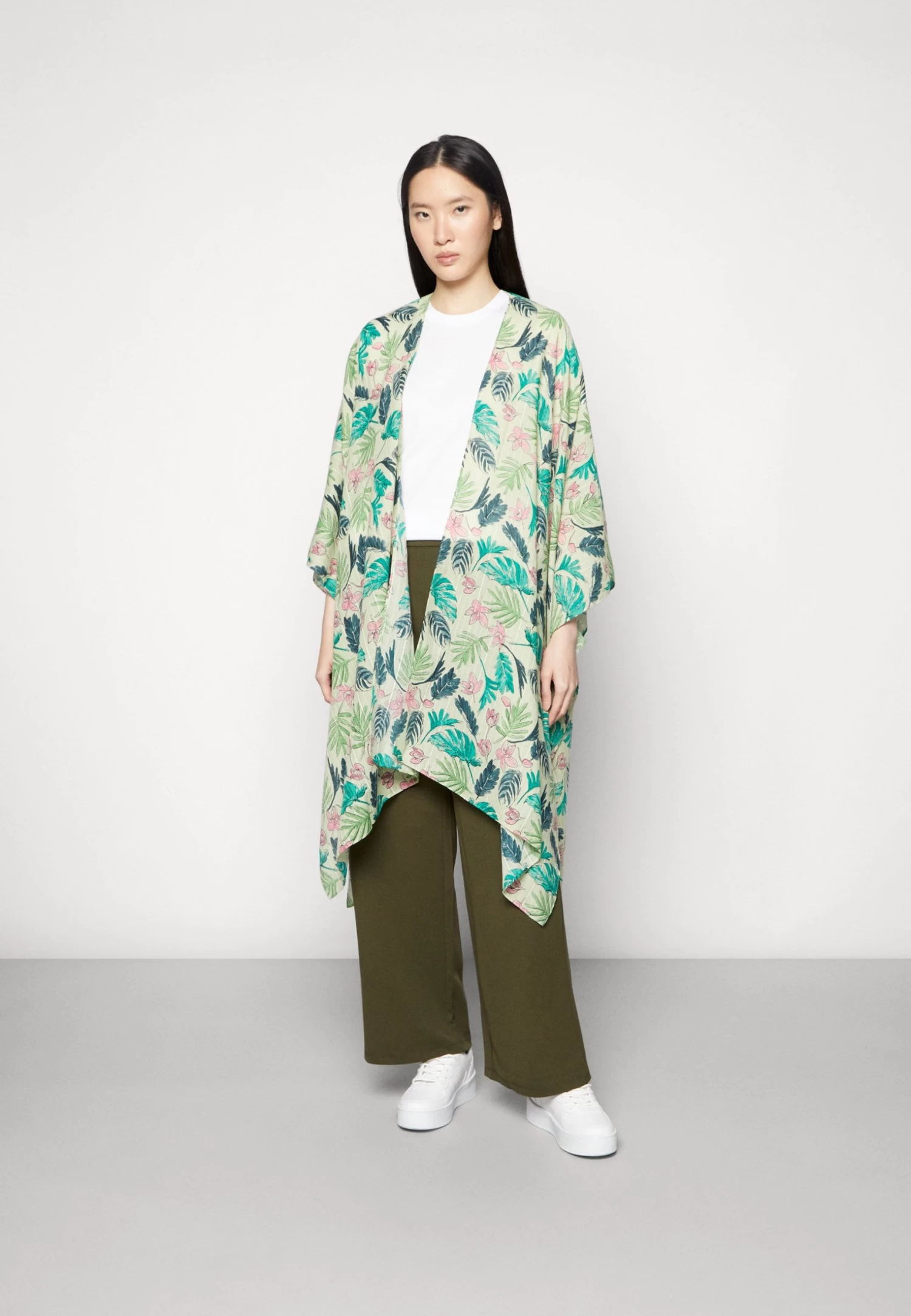 Anna Field Poncho - Green 3 Anna Field Poncho - Green