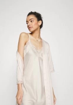 Anna Field Bridal Nightie / 003 - Off-White - Camisón - 003 - Off-White 11 Anna Field Bridal Nightie / 003 - Off-White - Camisón - 003 - Off-White -Anna Field b0d5595a3a9e44e28968fba66029159e