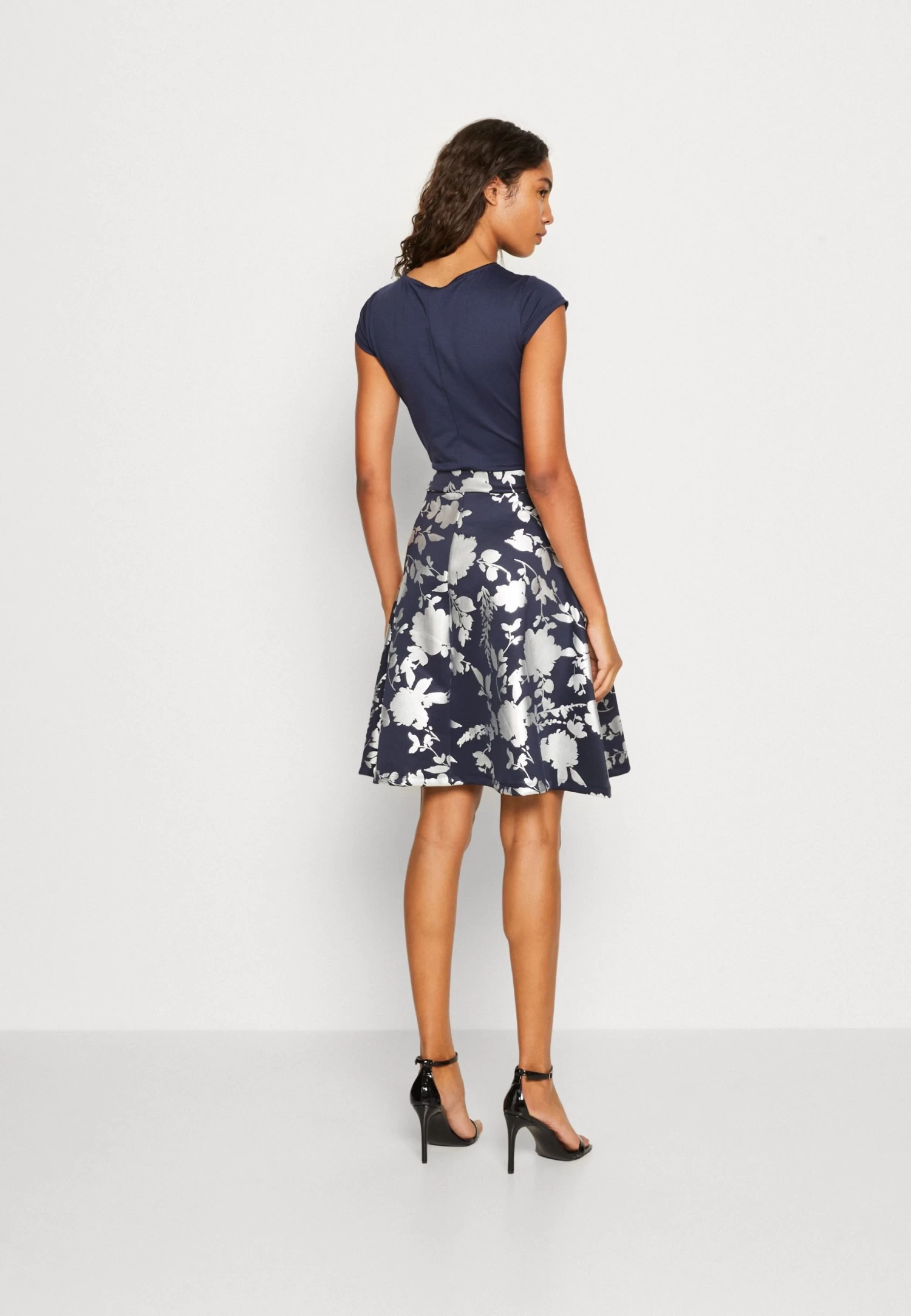 Anna Field Vestido Ligero - Dark Blue/Silver 5 Anna Field Vestido Ligero - Dark Blue/Silver - Imagen 3
