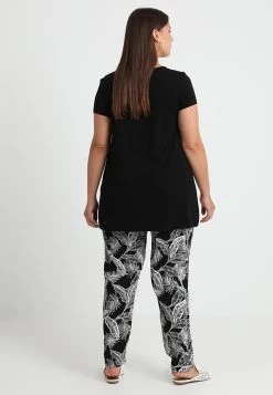 Camiseta Básica - Black/Black -Anna Field ce6b2a5f77fb4406a8925f342598fe22