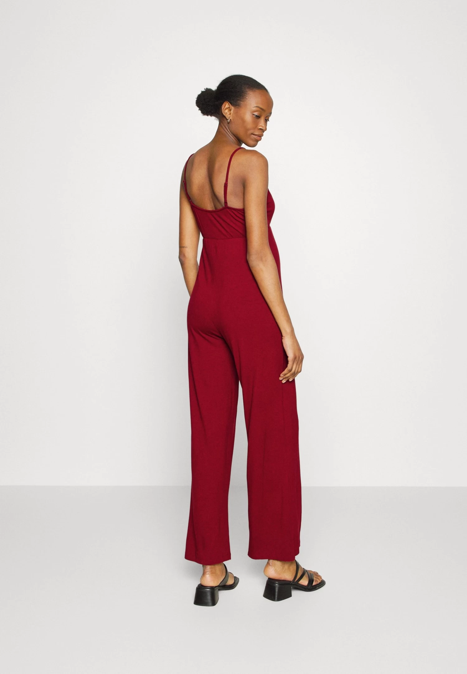 Strappy Drappy Cintered- Mono - Dark Red 5 Strappy Drappy Cintered- Mono - Dark Red - Imagen 3