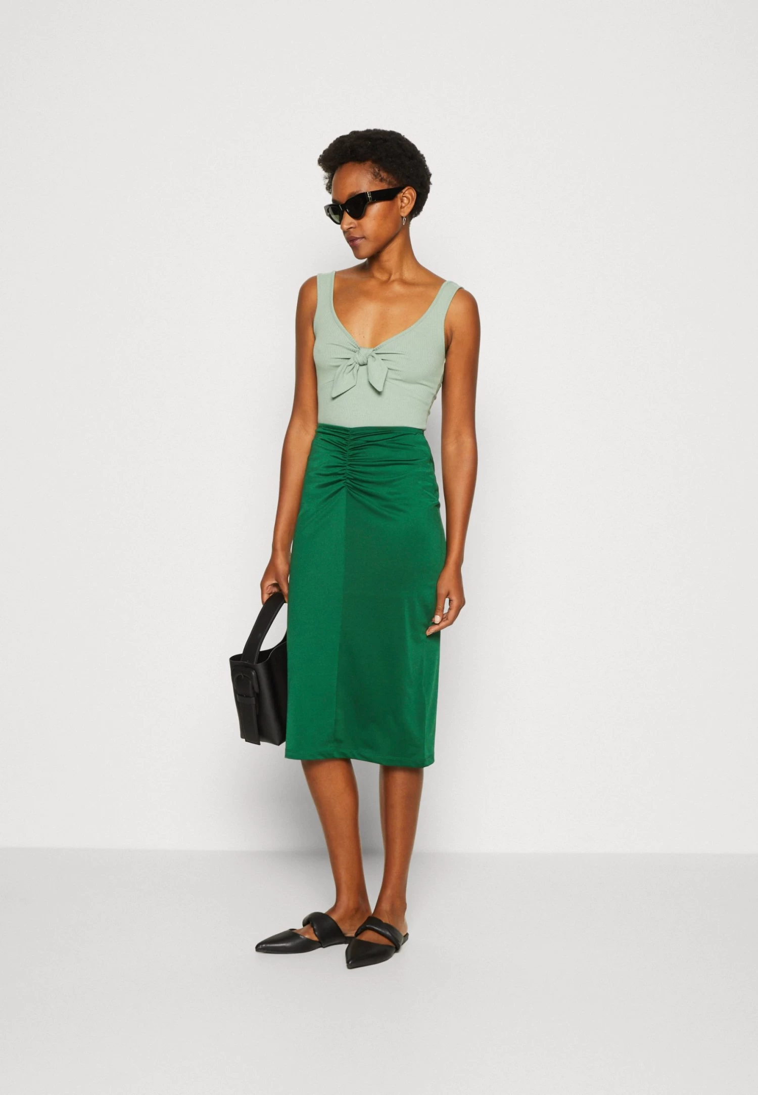 Anna Field Falda De Tubo - Dark Green 4 Anna Field Falda De Tubo - Dark Green - Imagen 2