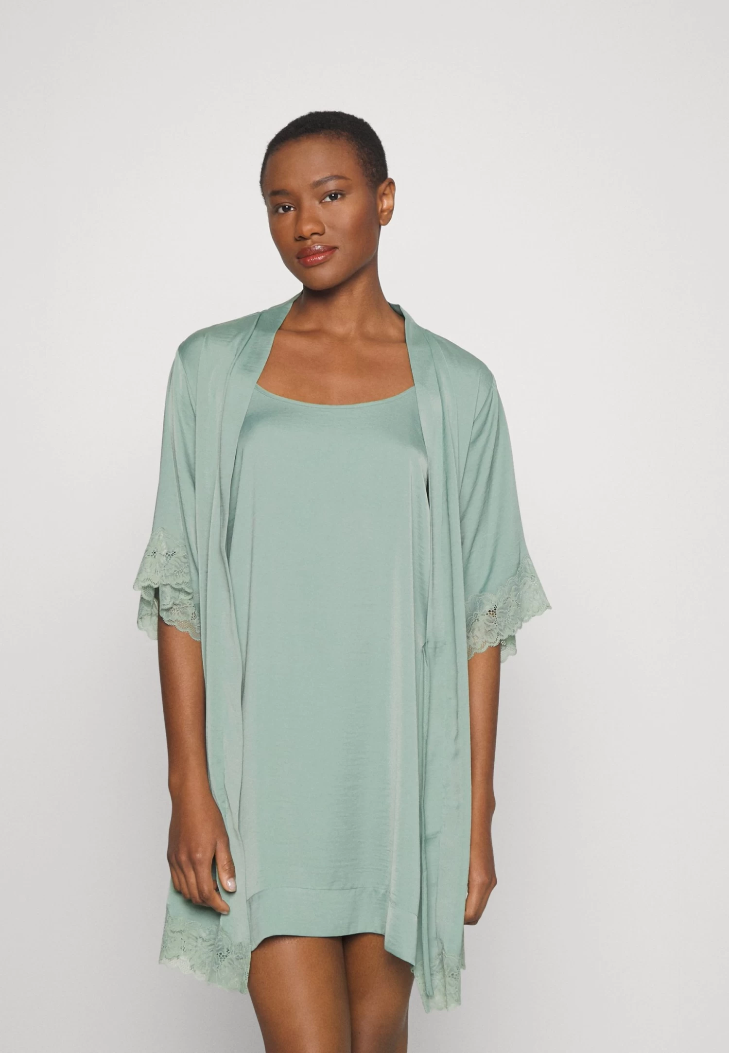 Anna Field Camisón - Green 4 Anna Field Camisón - Green - Imagen 2